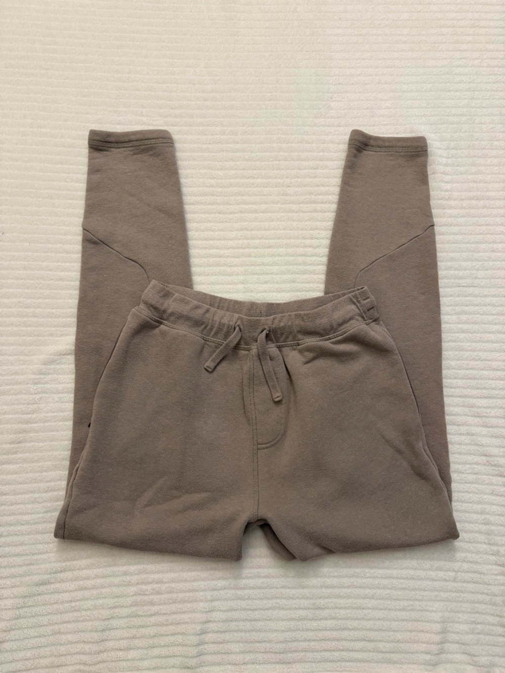 ALO Yoga Men's Taupe Jogger Pants